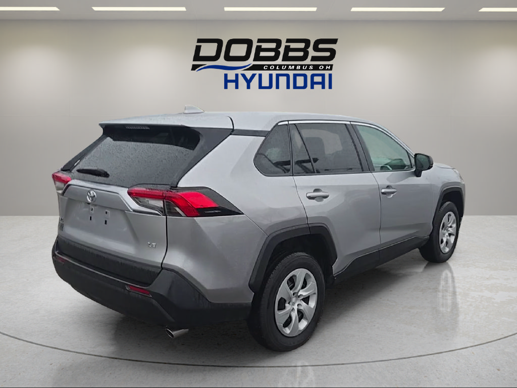 Used 2025 Toyota RAV4 LE FWD image 5
