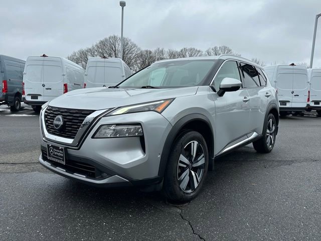 Used 2022 Nissan Rogue SL w/ SL Premium Package image 3