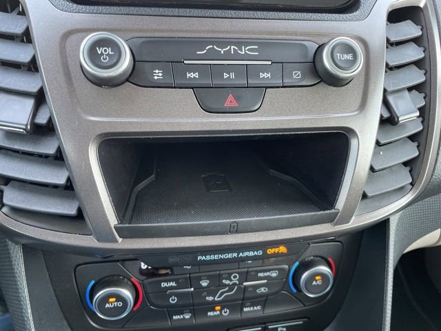 Used 2023 Ford Transit Connect XLT image 37