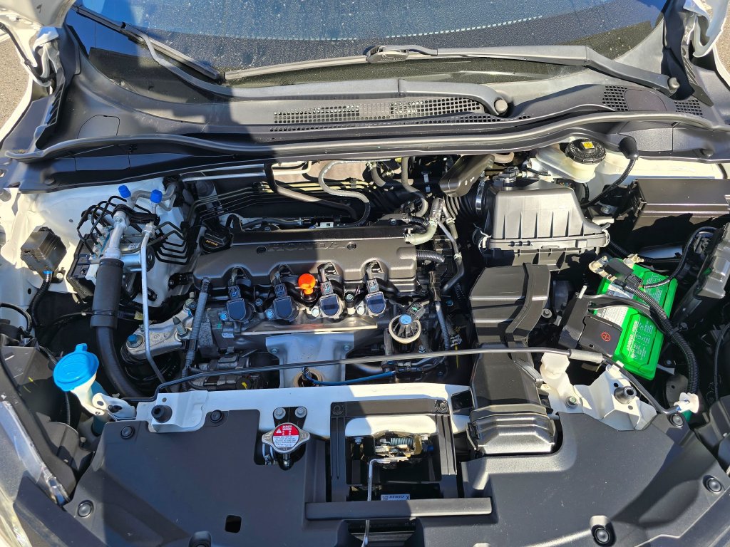 Used 2018 Honda HR-V EX image 10