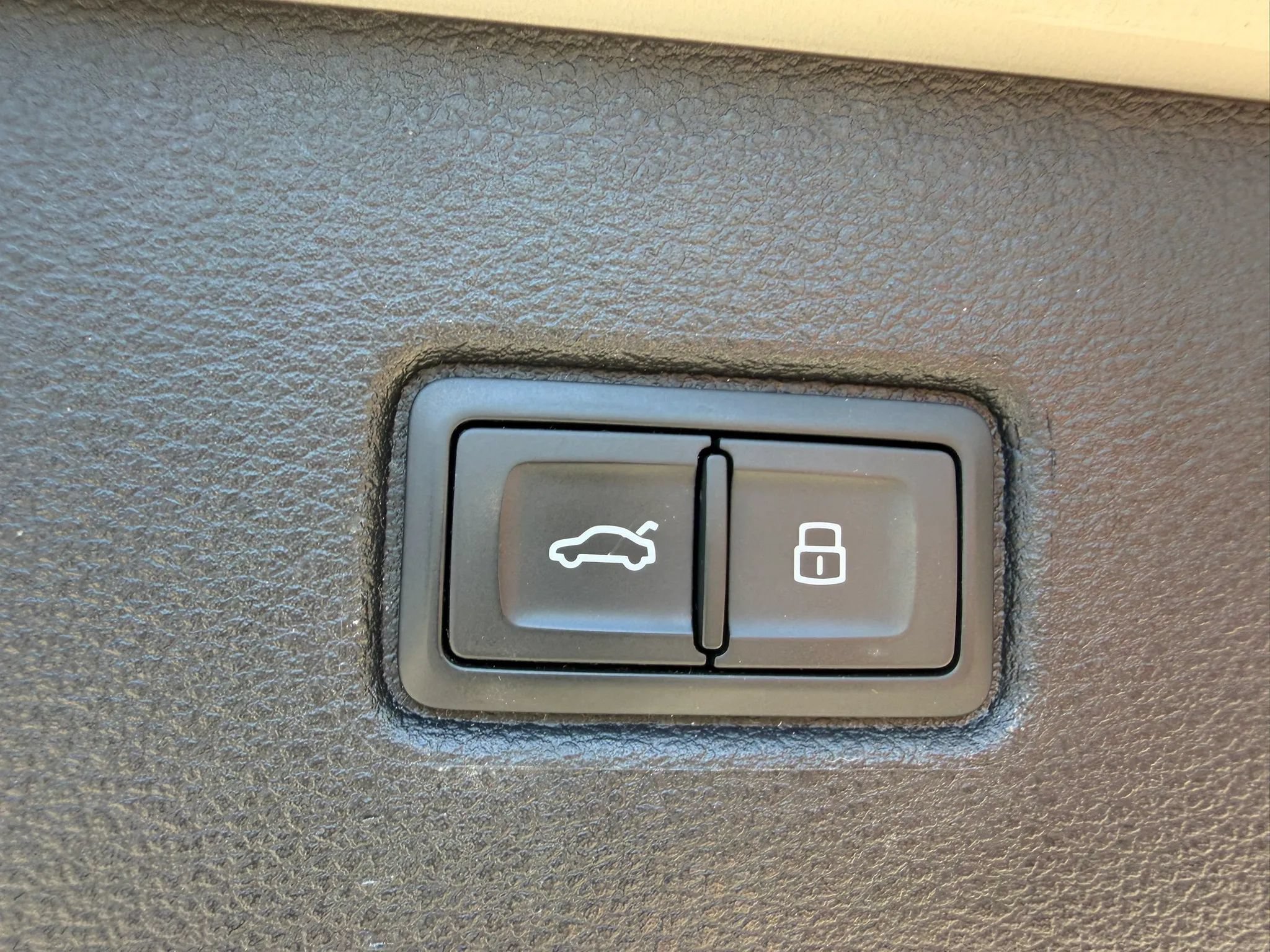 Used 2021 Audi Q7 3.0T Premium Plus AWD/4WD image 42