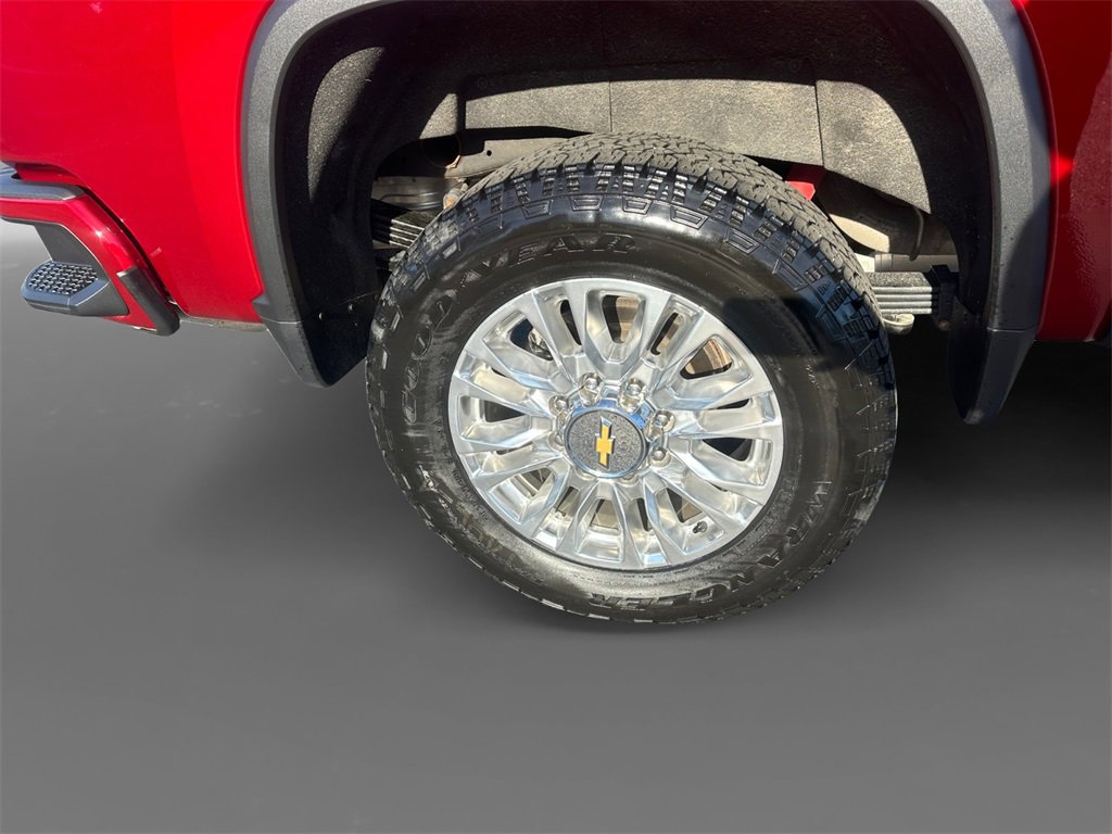 Used 2023 Chevrolet Silverado 2500 High Country w/ Technology Package image 10