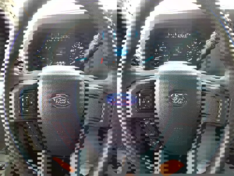 Used 2022 Ford E-450 and Econoline 450 Super Duty w/ Motorhome Prep Package image 23