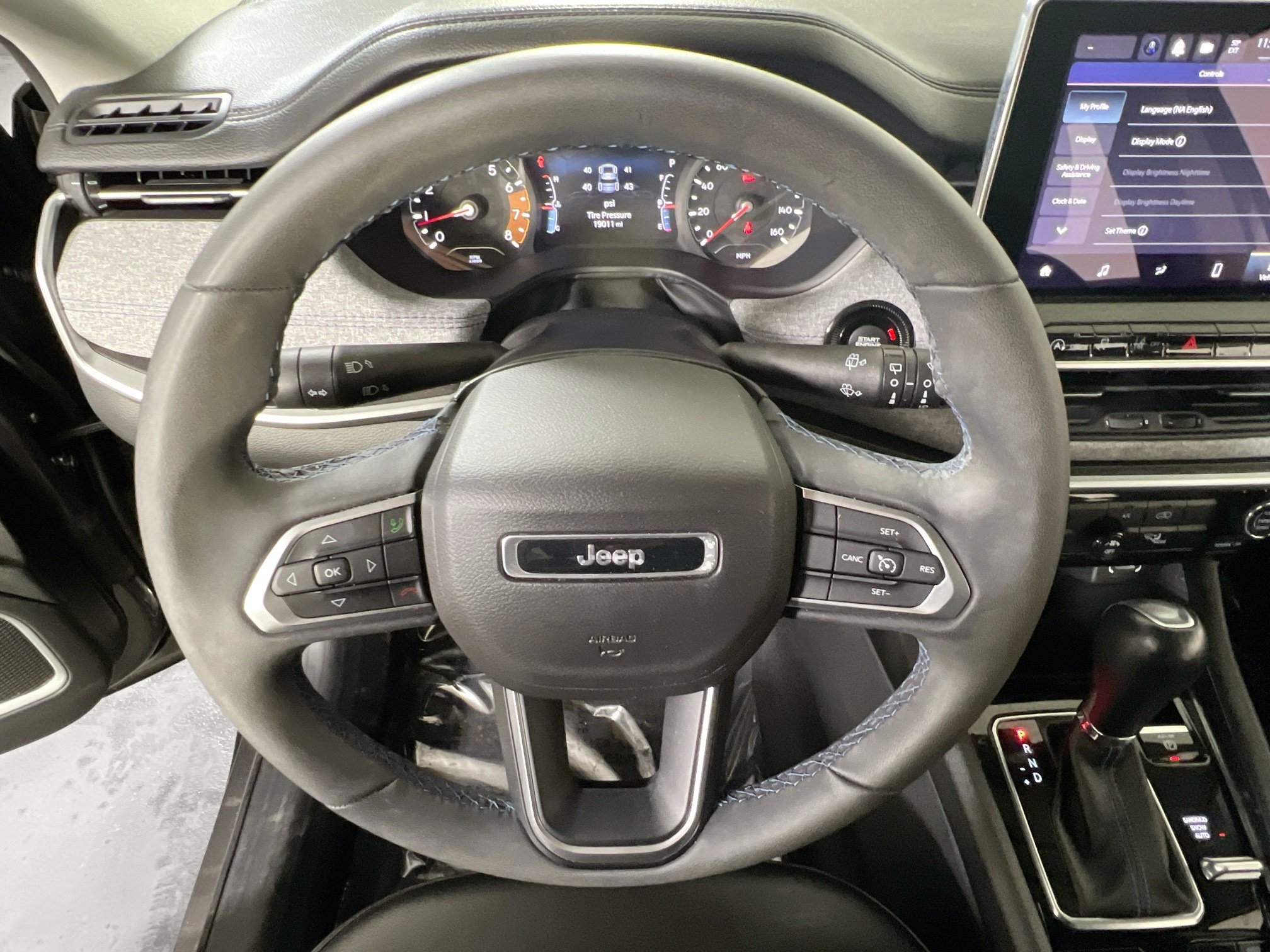 Used 2022 Jeep Compass Latitude AWD/4WD image 11