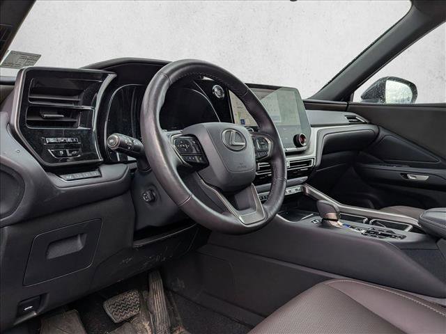 Used 2025 Lexus TX 350 AWD w/ Technology Package image 9