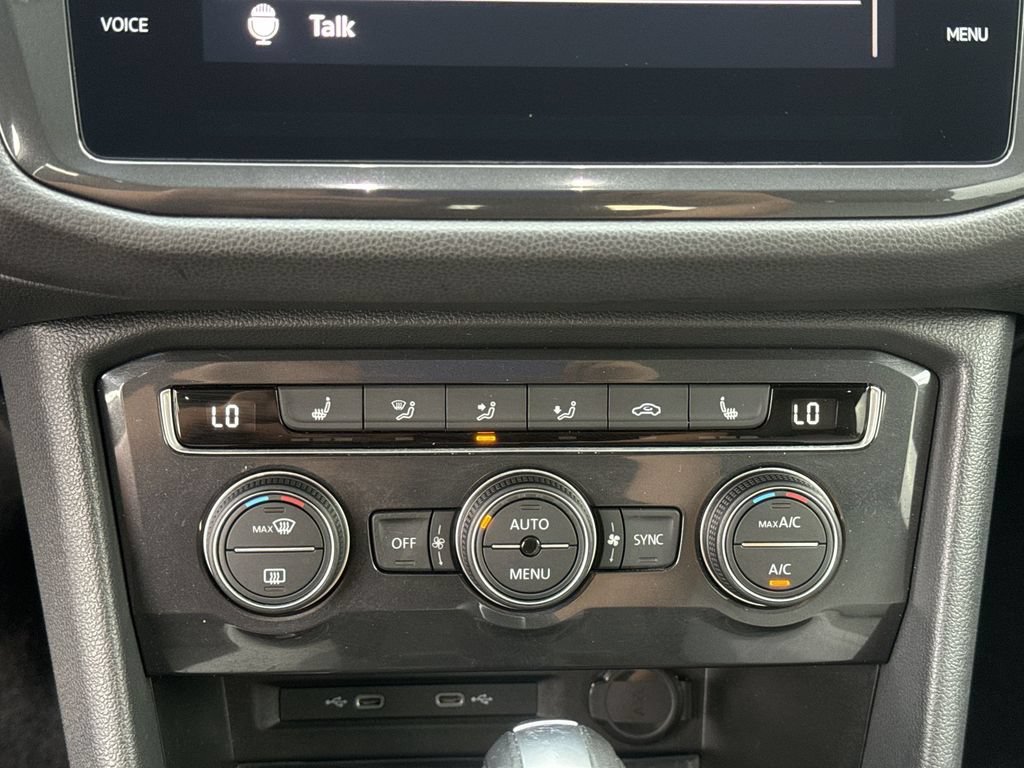 Used 2021 Volkswagen Tiguan SEL AWD/4WD image 17