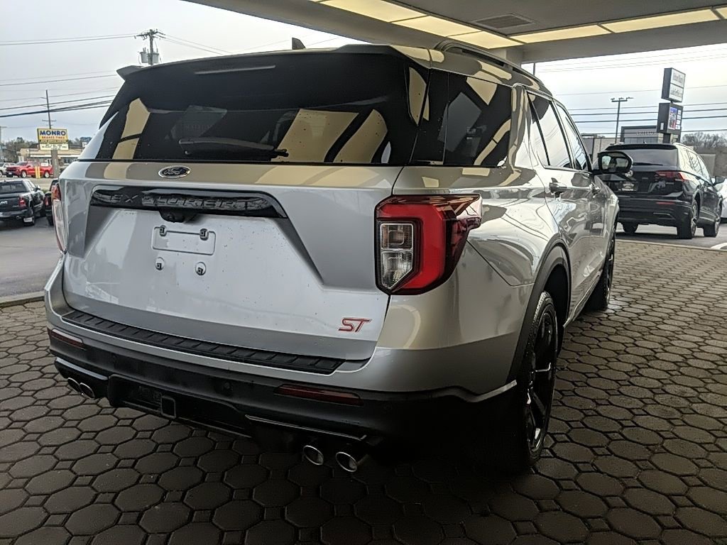 Certified 2022 Ford Explorer ST w/ Equipment Group 401A AWD/4WD image 6