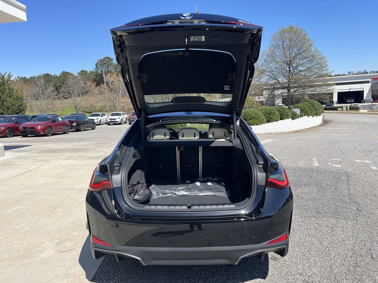Used 2026 BMW i4 eDrive40 w/ Premium Package image 34