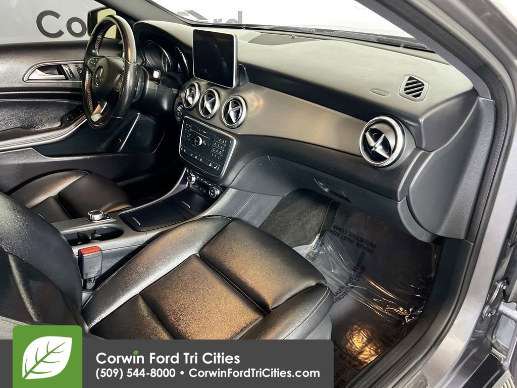 Used 2016 Mercedes-Benz GLA 250 4MATIC image 30