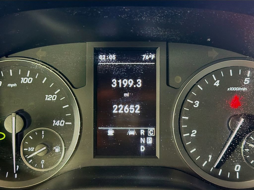 Used 2023 Mercedes-Benz Metris image 14