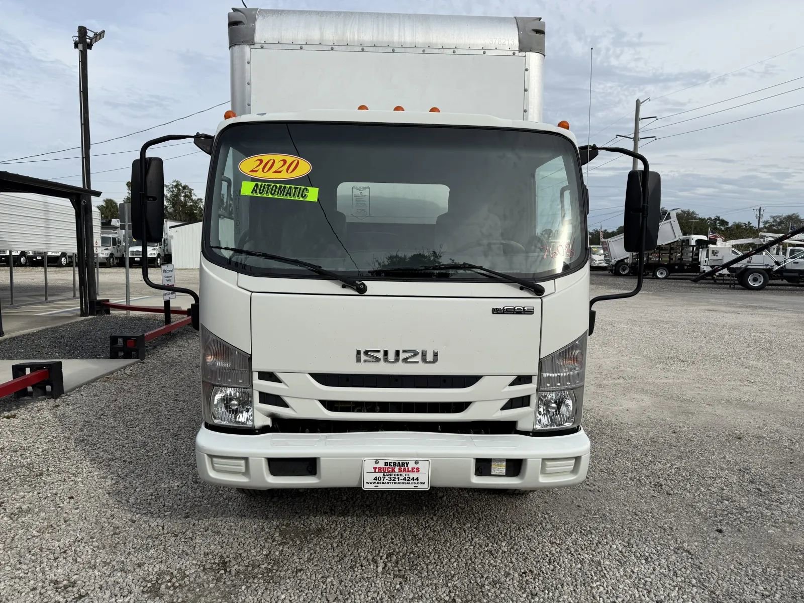 Used 2020 Isuzu NPR image 2