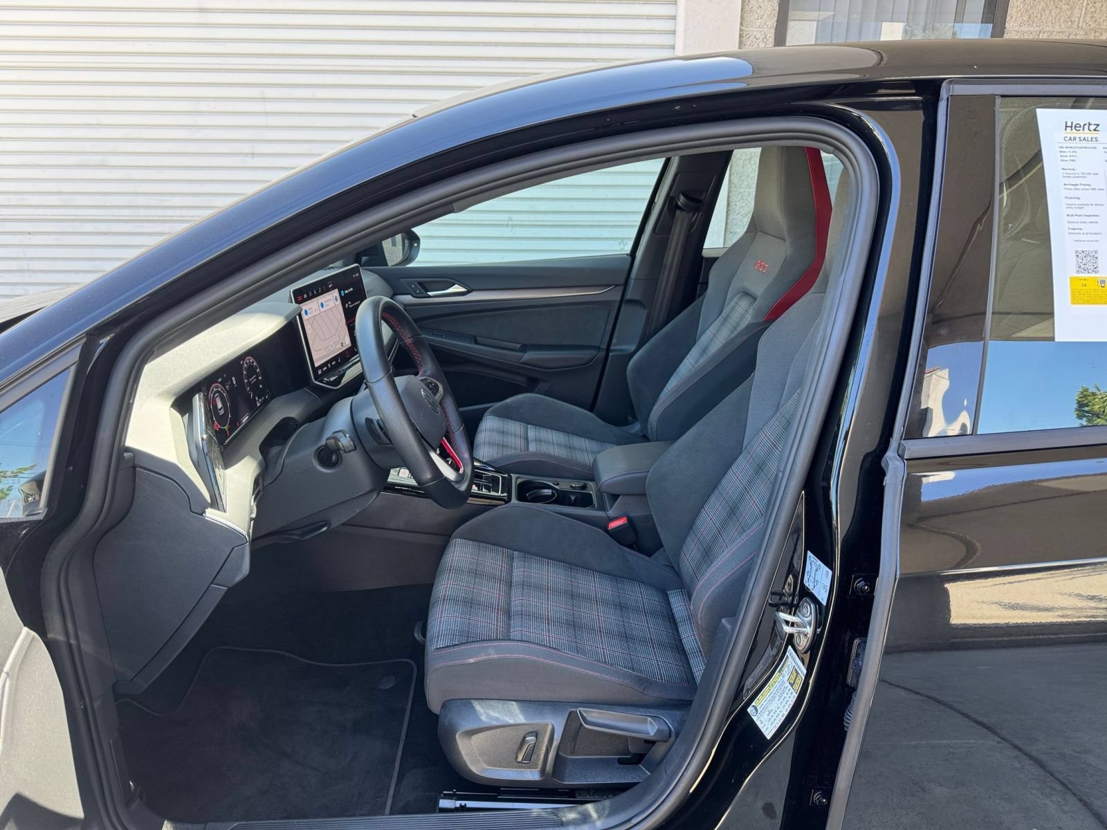 Used 2026 Volkswagen Golf S FWD image 27