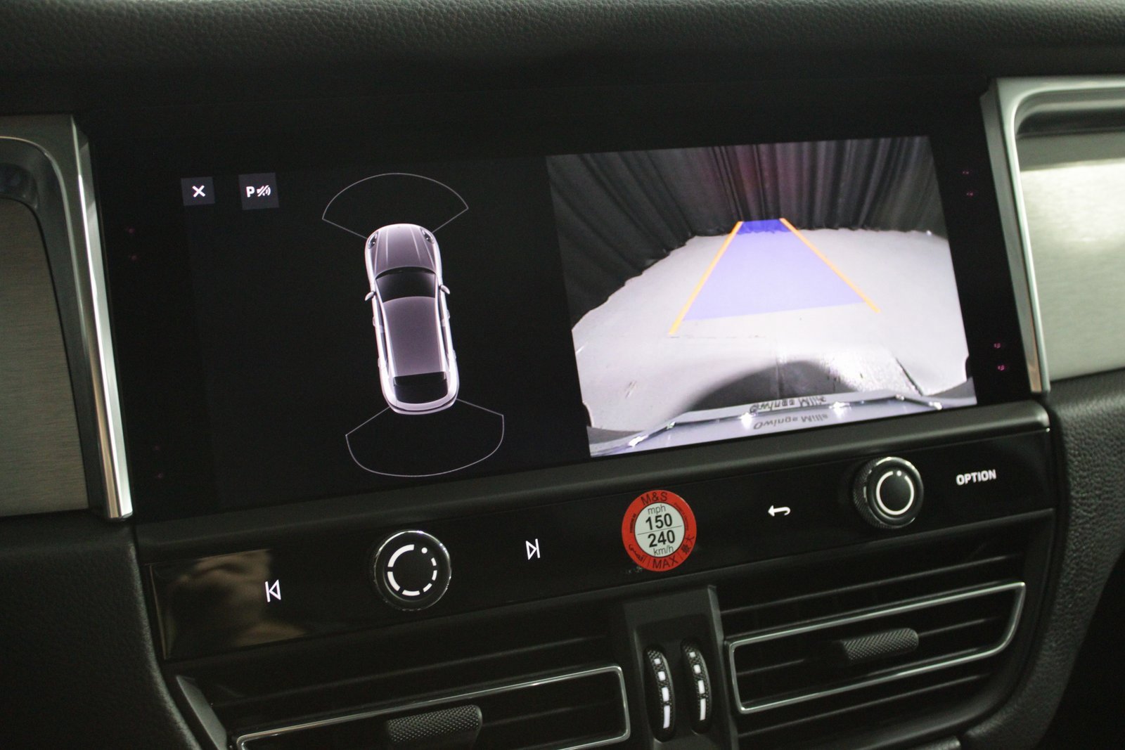 New 2026 Porsche Macan image 33