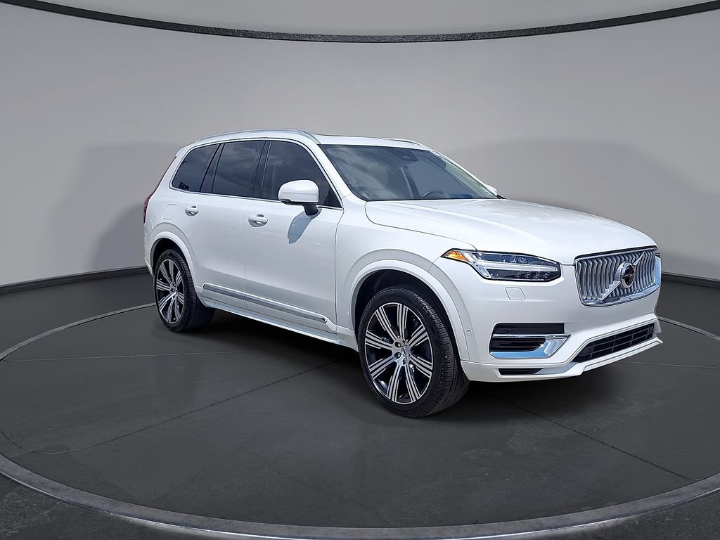 Certified 2025 Volvo XC90 T8 Ultra w/ Protection Package Premier AWD/4WD image 5