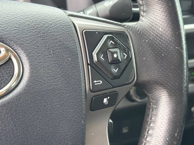 Used 2017 Toyota Tacoma SR5 w/ Tow Package AWD/4WD image 29