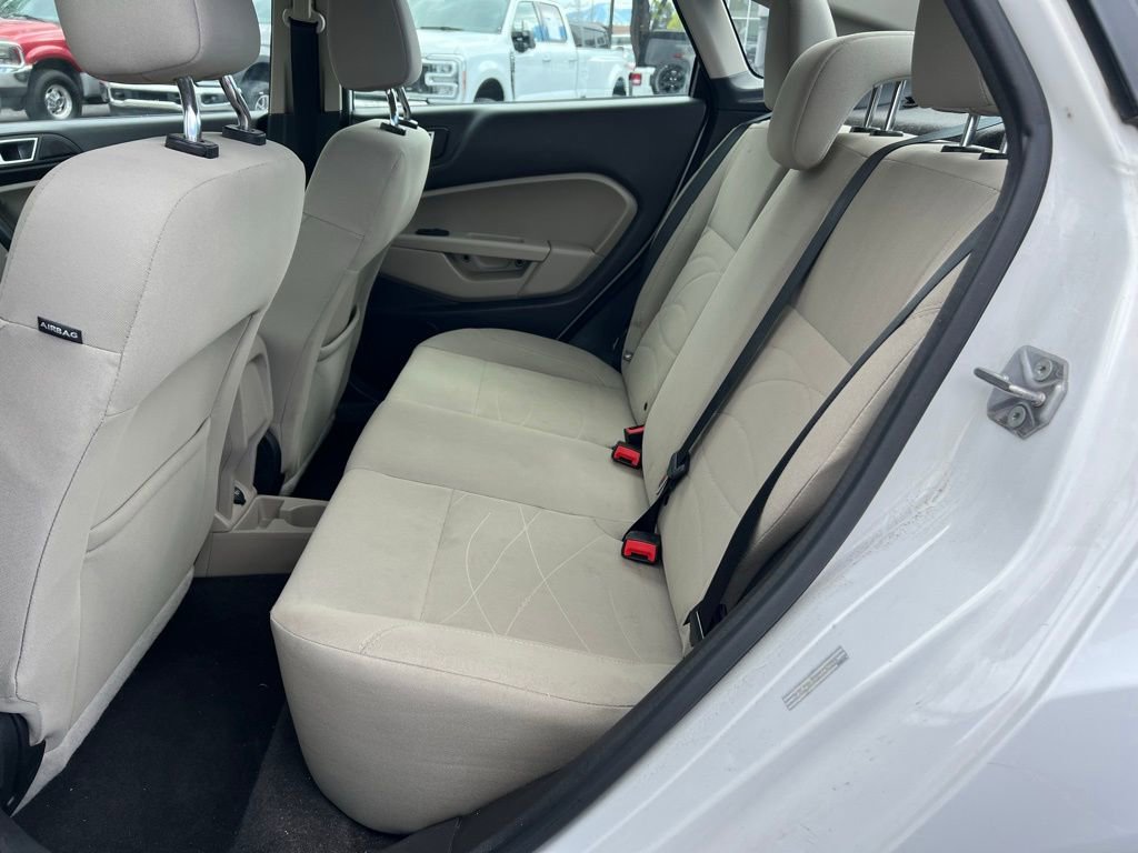 Used 2016 Ford Fiesta SE image 22