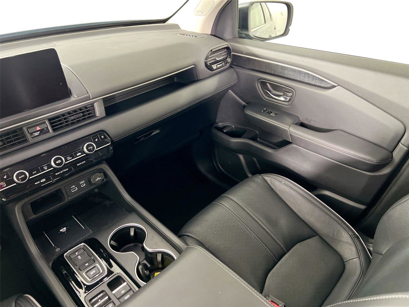 Used 2024 Honda Pilot Elite image 22