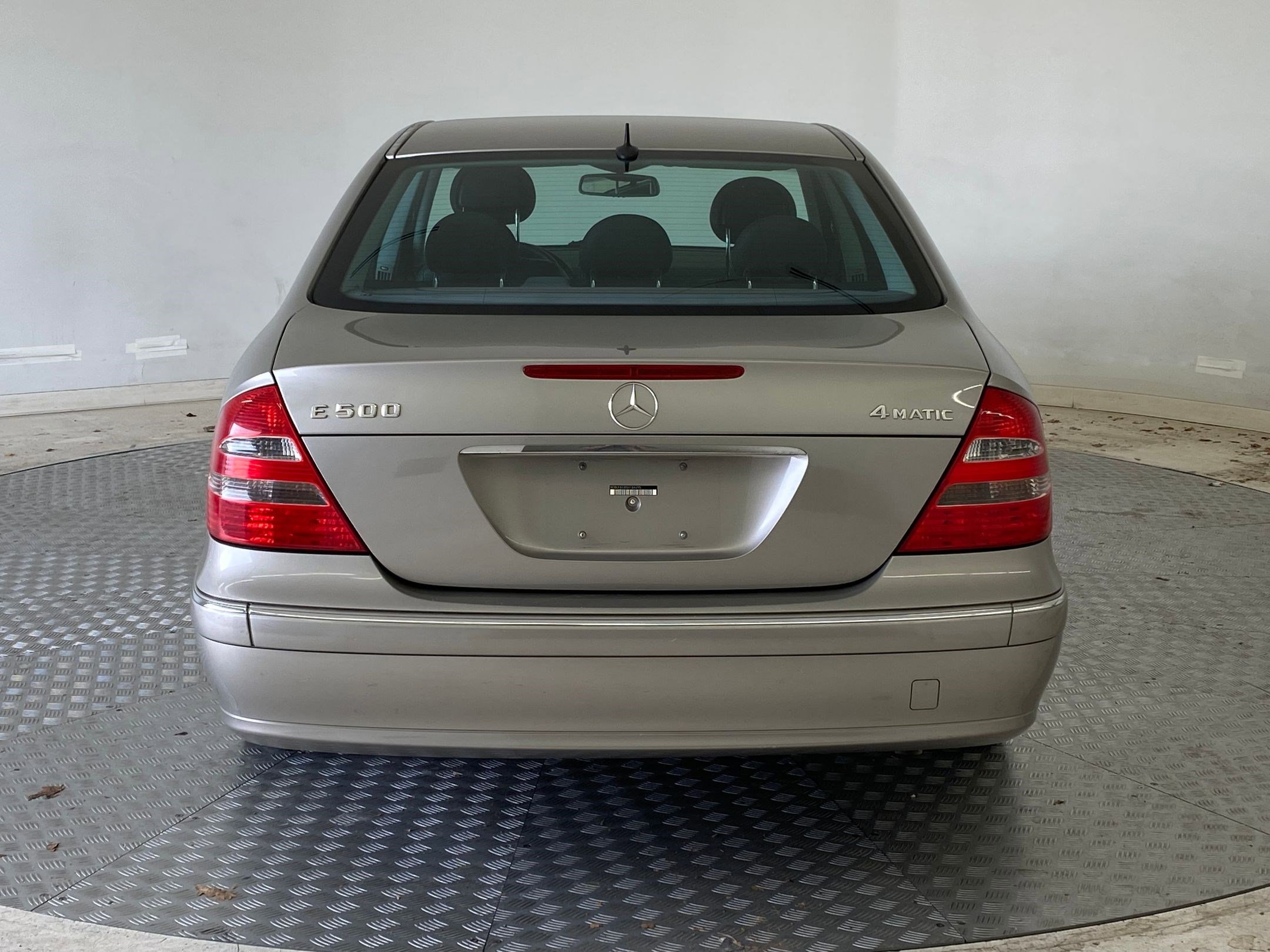 Used 2005 Mercedes-Benz E 500 4MATIC Sedan image 7