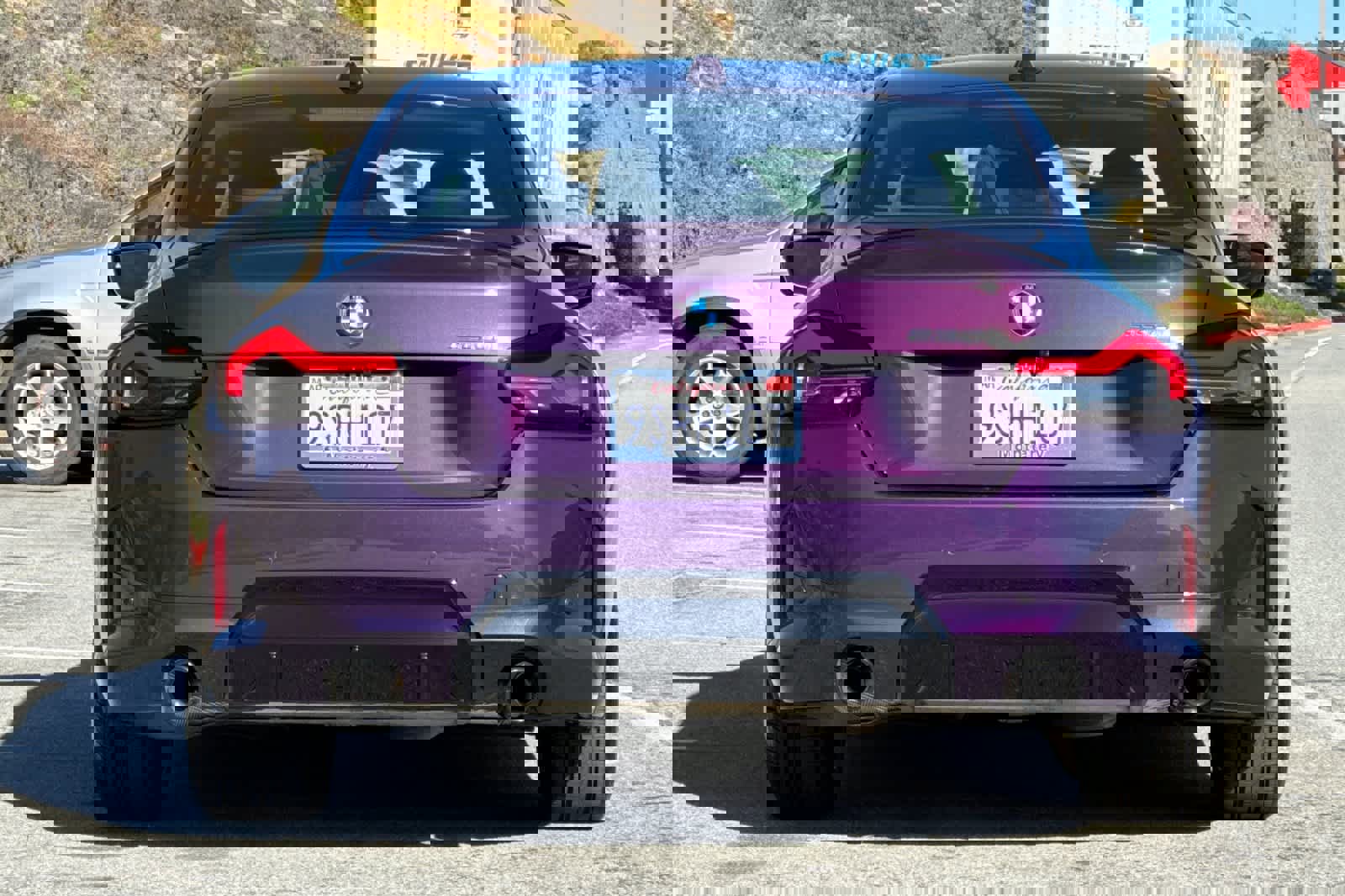 Used 2025 BMW 230i Coupe w/ M Sport Package image 8