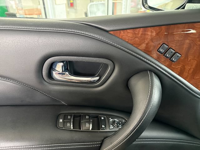 Used 2019 INFINITI QX80 Luxe w/ 22" Wheel Package RWD image 18