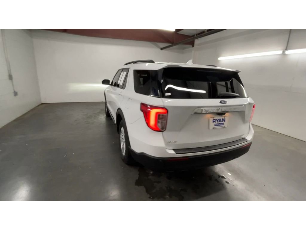 Used 2020 Ford Explorer XLT image 7