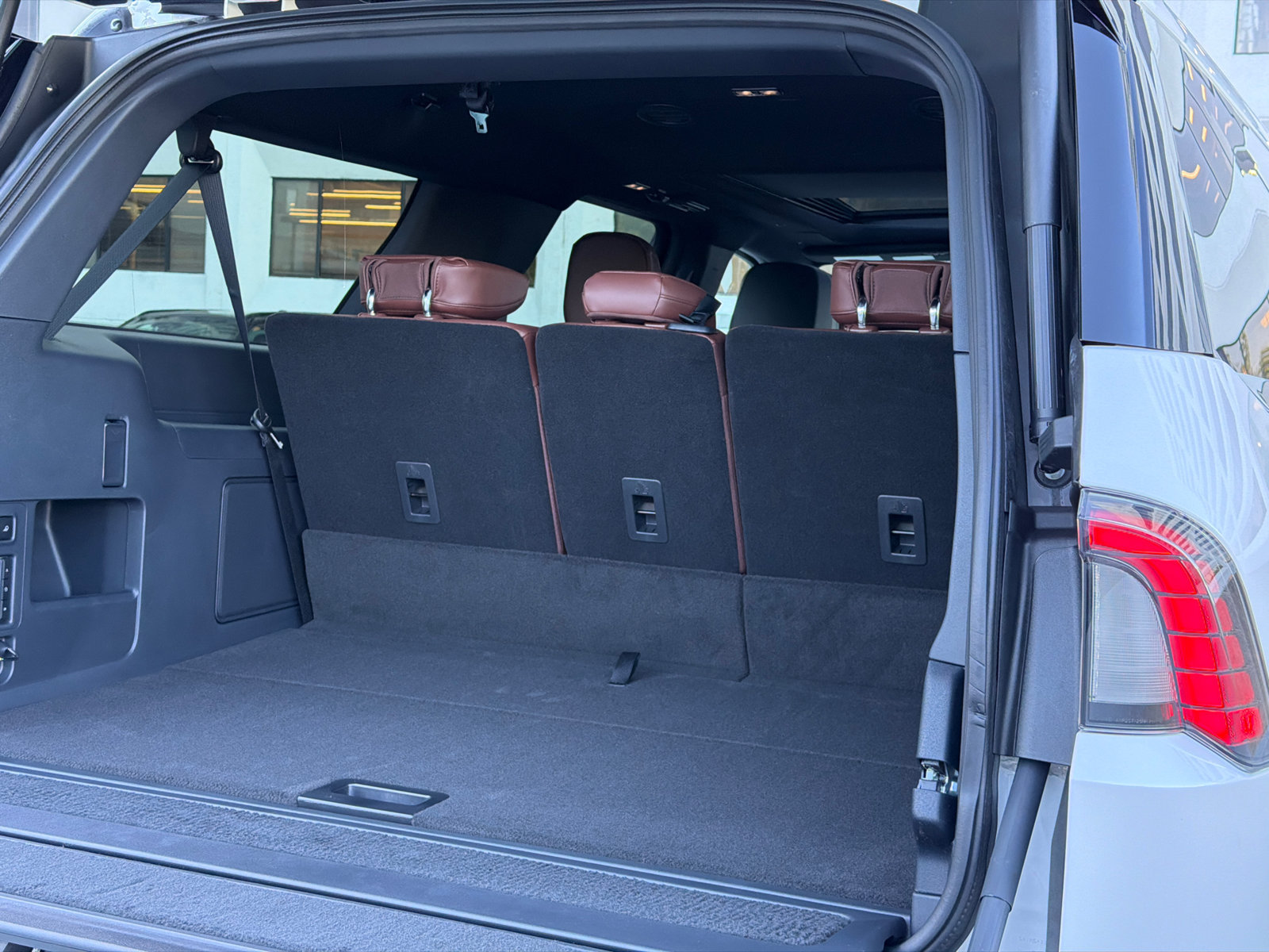 New 2026 Lincoln Navigator L Reserve AWD/4WD image 8