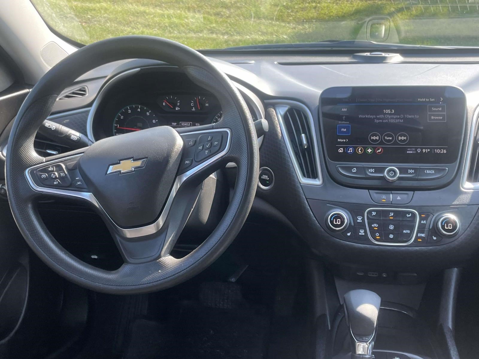 Used 2025 Chevrolet Malibu LT FWD image 12