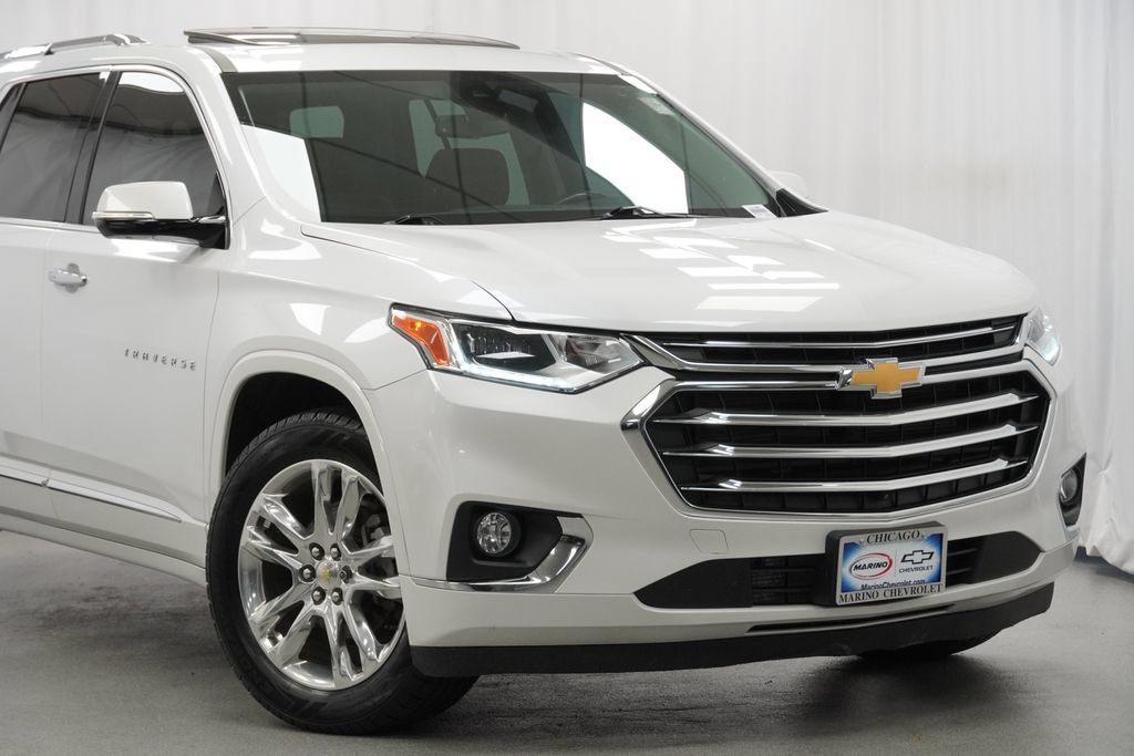 Used 2019 Chevrolet Traverse High Country w/ LPO, Floor Liner Package AWD/4WD image 8