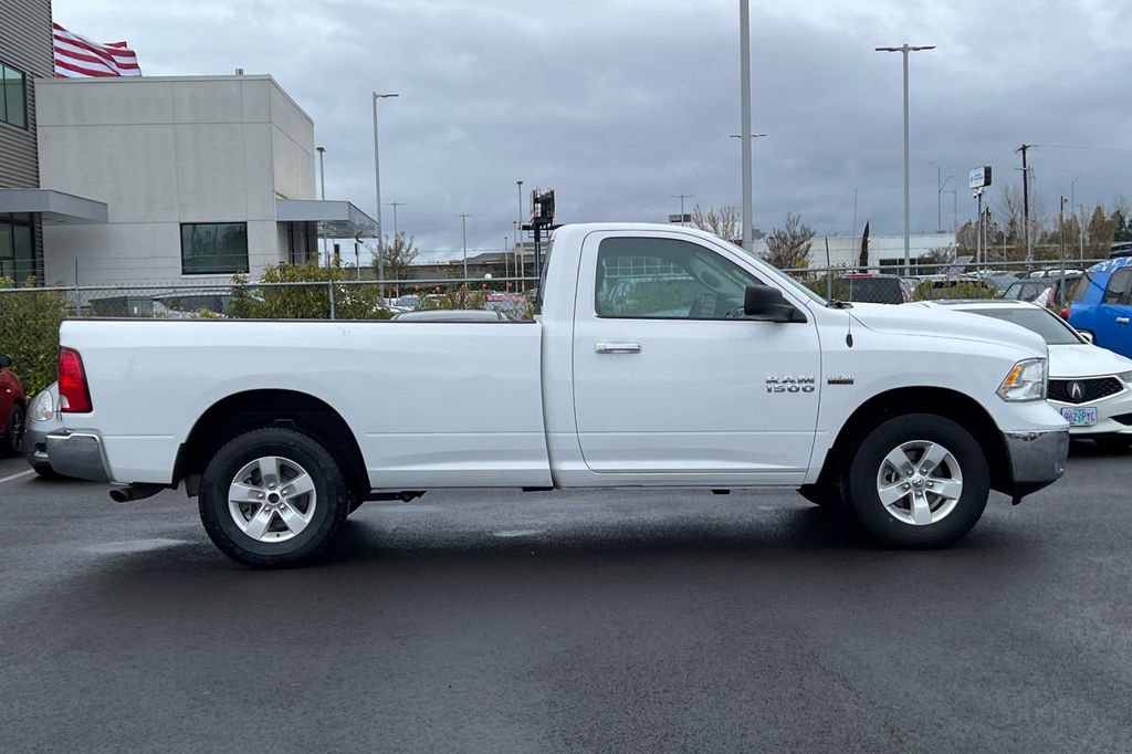 Used 2018 RAM 1500 Classic SLT image 2