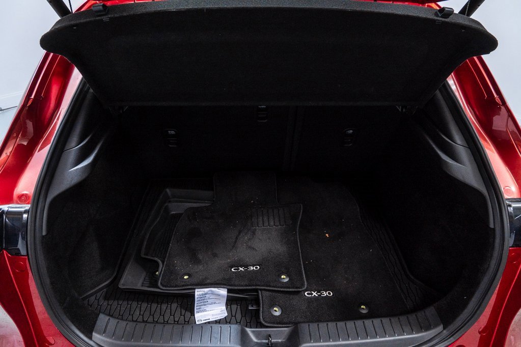 Used 2023 MAZDA CX-30 AWD 2.5 S w/ Premium Package image 26