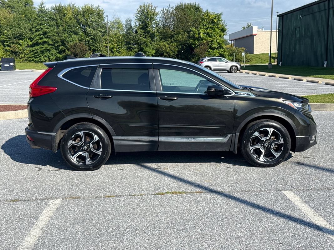 Used 2017 Honda CR-V Touring image 9
