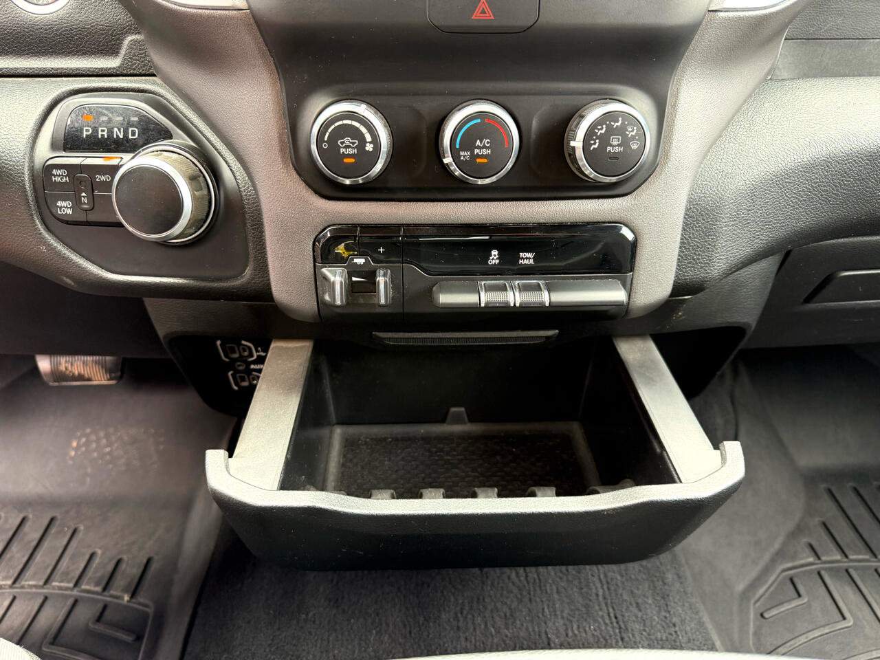 Used 2019 RAM 2500 Big Horn w/ Protection Group image 11