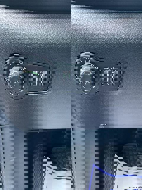 Used 2024 Jeep Compass Trailhawk image 25