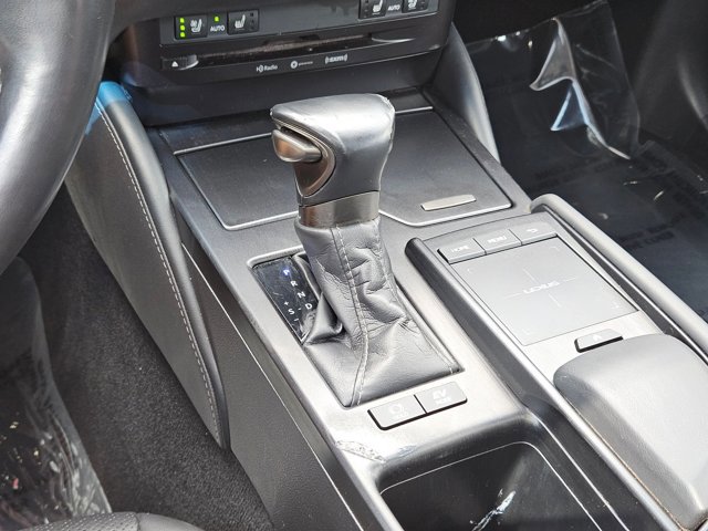 Used 2020 Lexus ES 300h w/ Premium Package FWD image 13