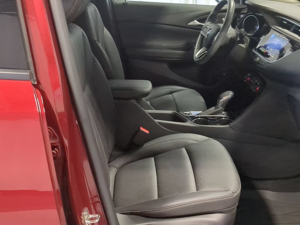 Used 2023 Buick Encore GX Essence w/ Experience Buick Package AWD/4WD image 22