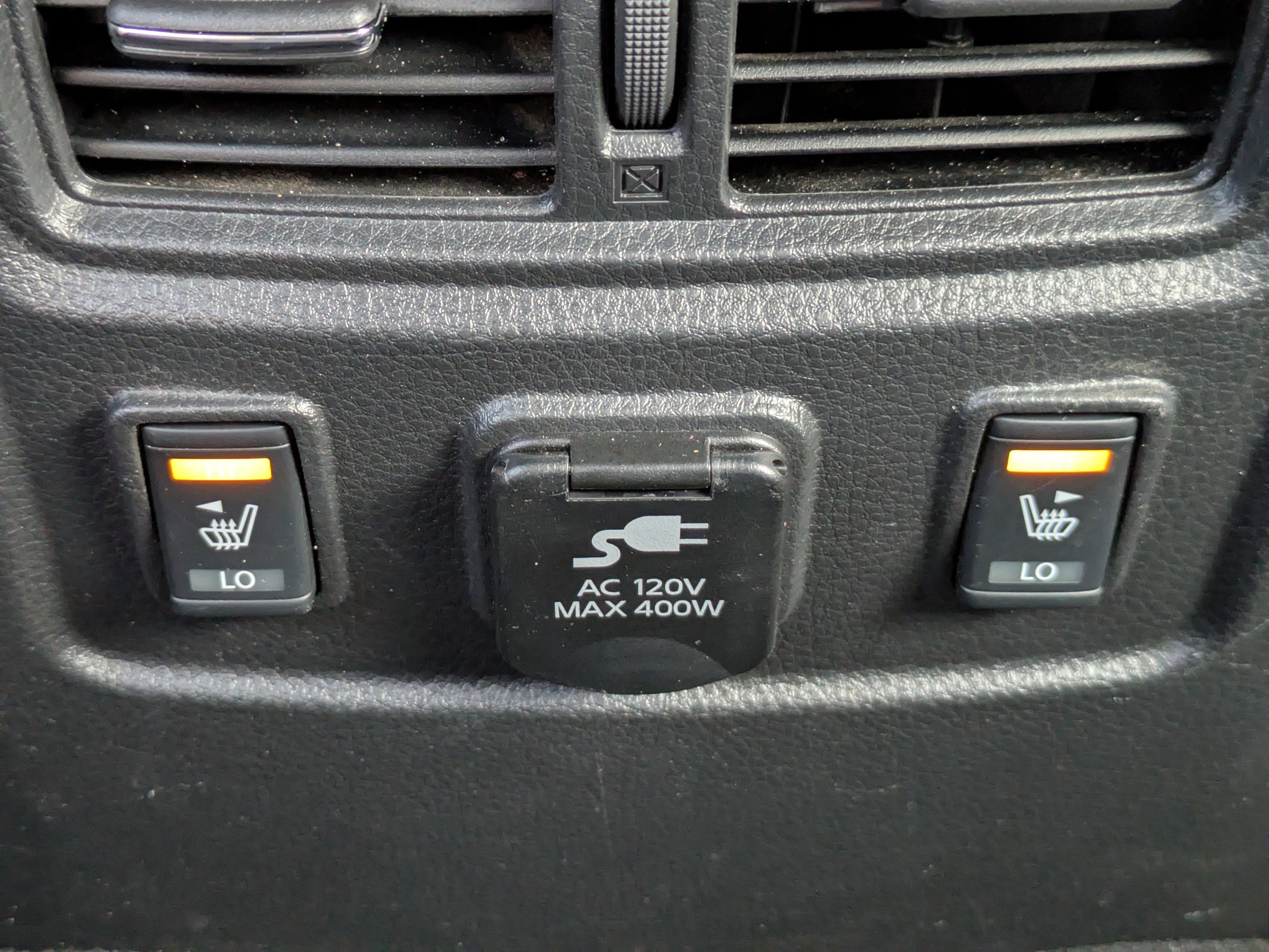 Used 2018 Nissan Titan Platinum Reserve w/ Platinum Utility Package AWD/4WD image 15