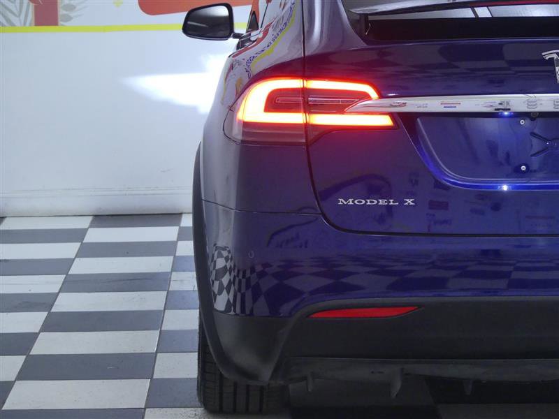 Used 2018 Tesla Model X 100D image 28