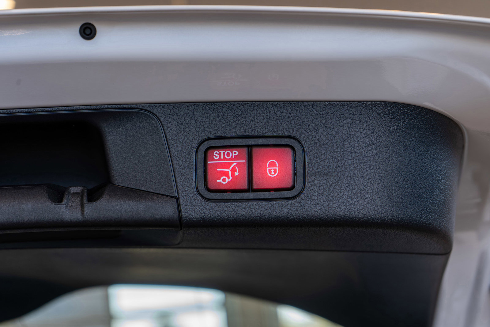 New 2026 Mercedes-Benz GLB 35 AMG 4MATIC image 35