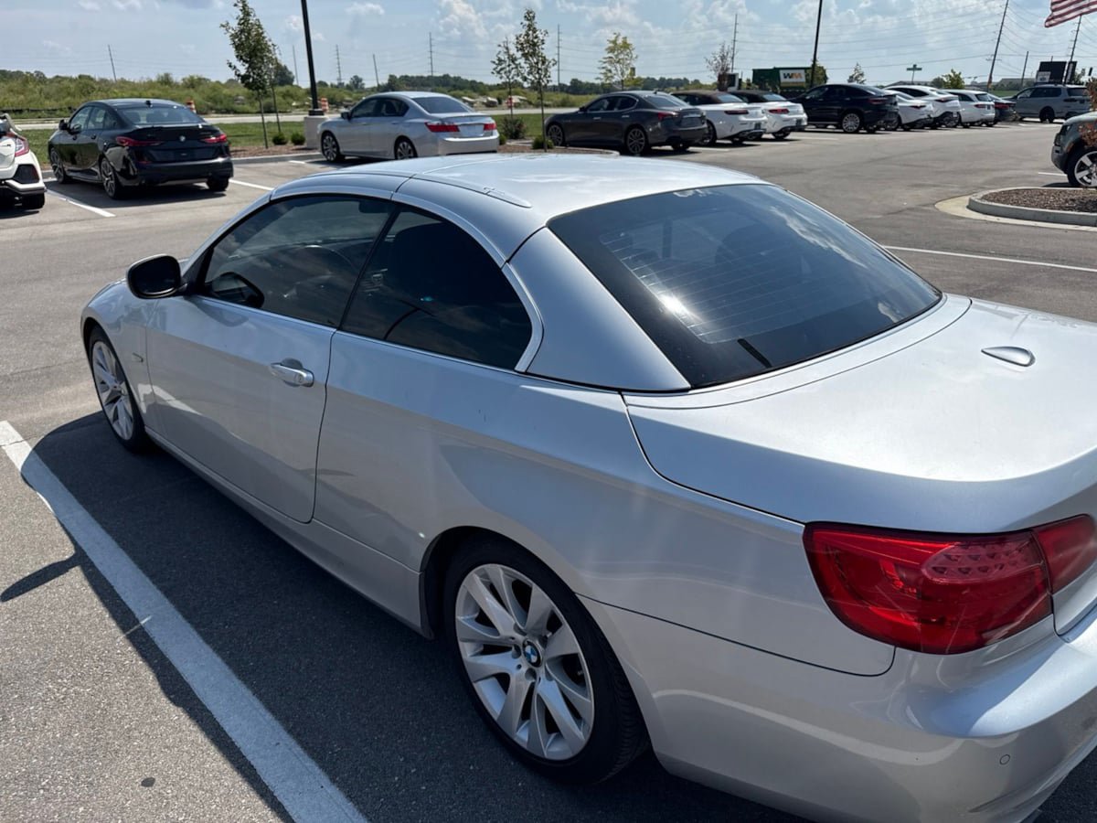 Used 2013 BMW 328i Convertible RWD image 12