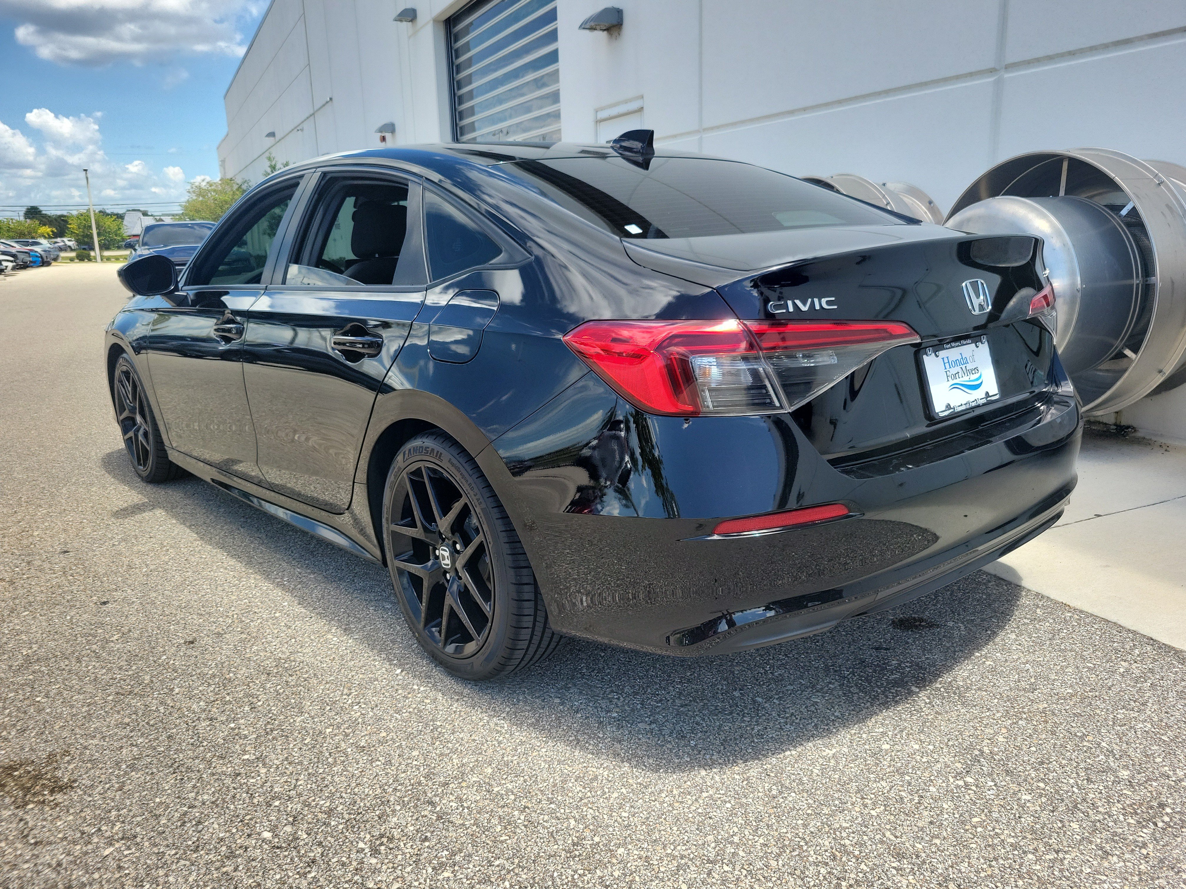 Used 2024 Honda Civic Sport image 4