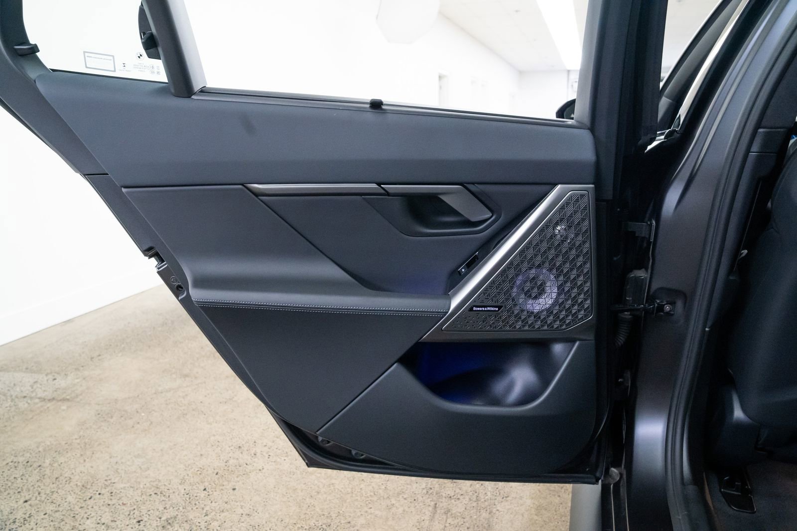 Used 2025 BMW M5 Touring image 23