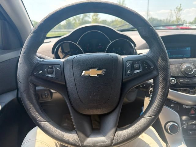 Used 2016 Chevrolet Cruze LT w/ RS Package FWD image 32