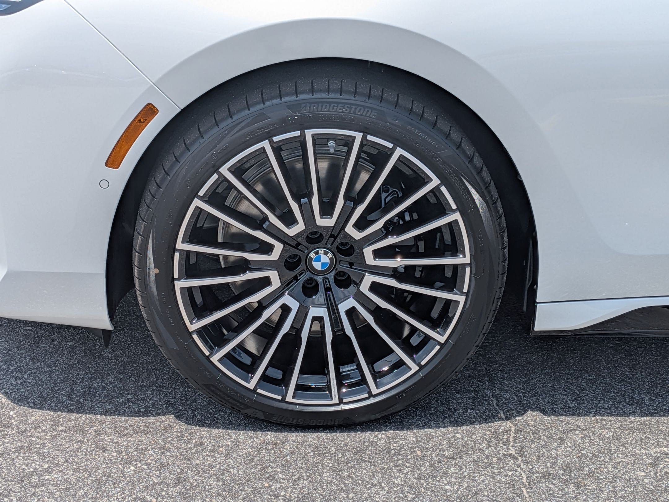 New 2026 BMW 740i xDrive AWD/4WD image 10