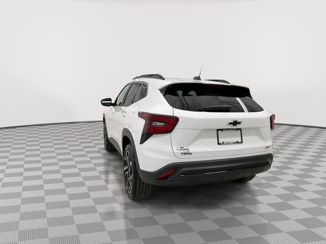 Certified 2024 Chevrolet Trax RS w/ Sunroof Package image 9