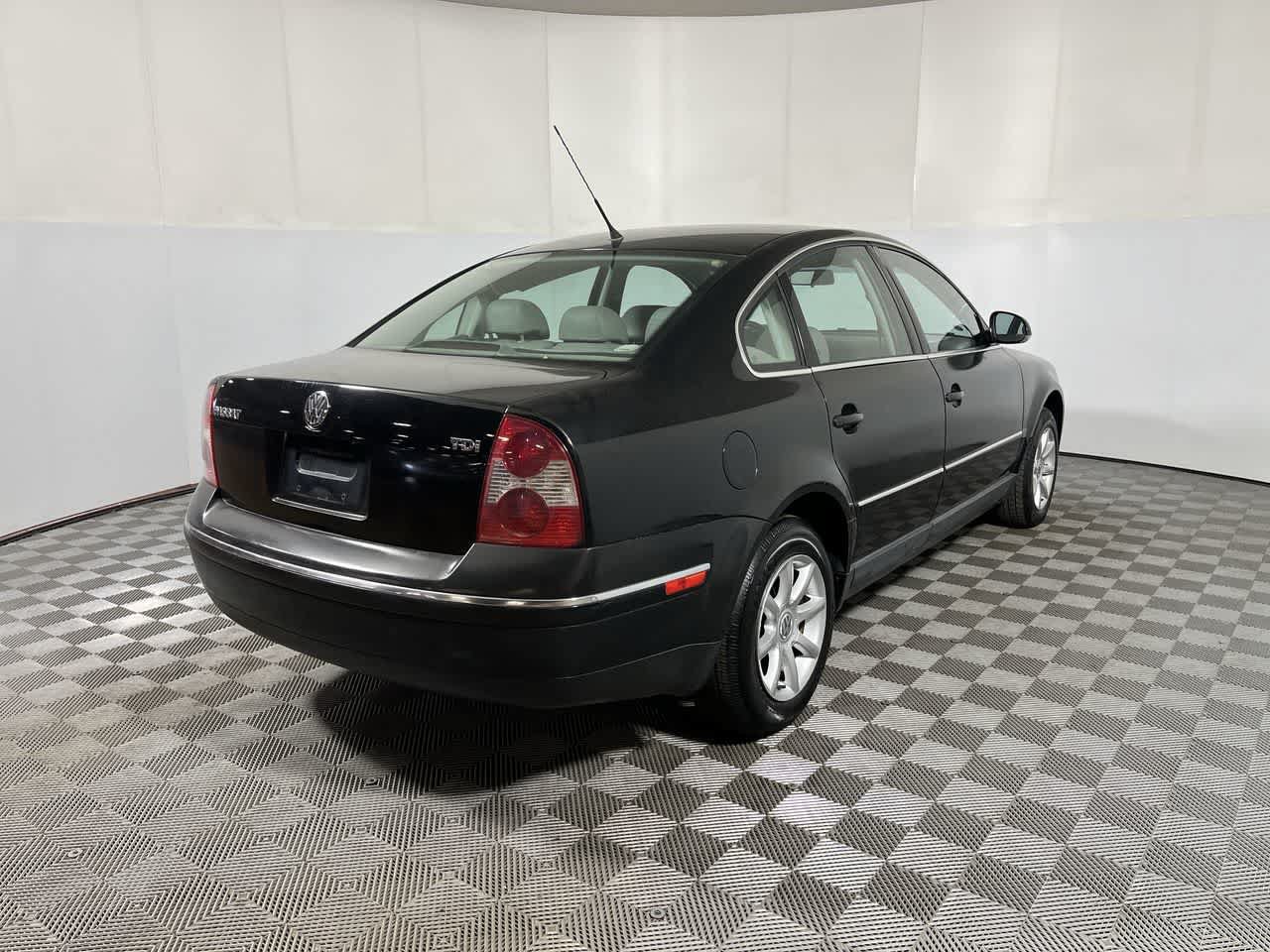 Used 2004 Volkswagen Passat GLS FWD image 8