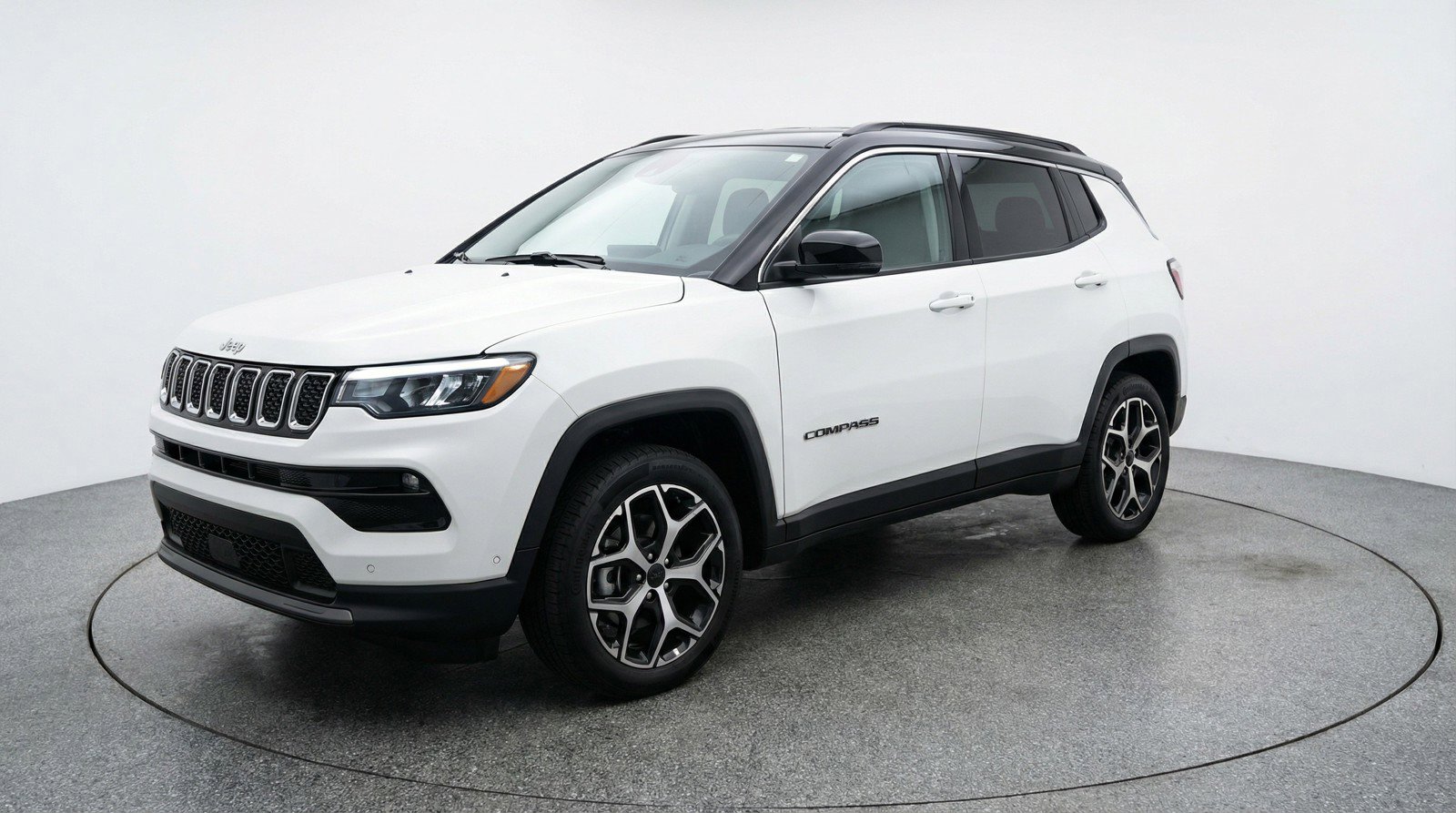 Used 2025 Jeep Compass Limited image 3