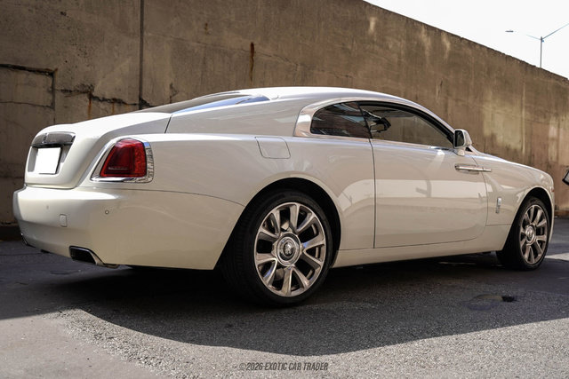 Used 2017 Rolls-Royce Wraith RWD image 6