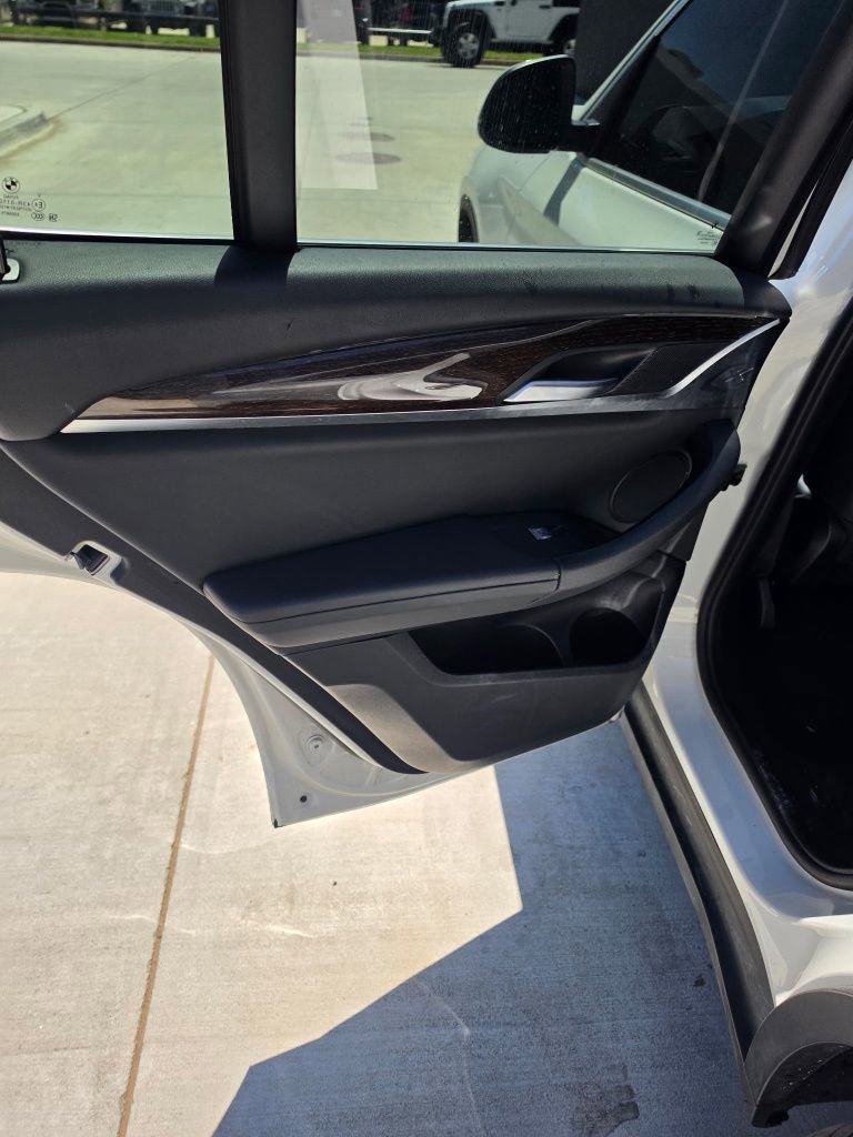 Used 2023 BMW X3 xDrive30i image 12