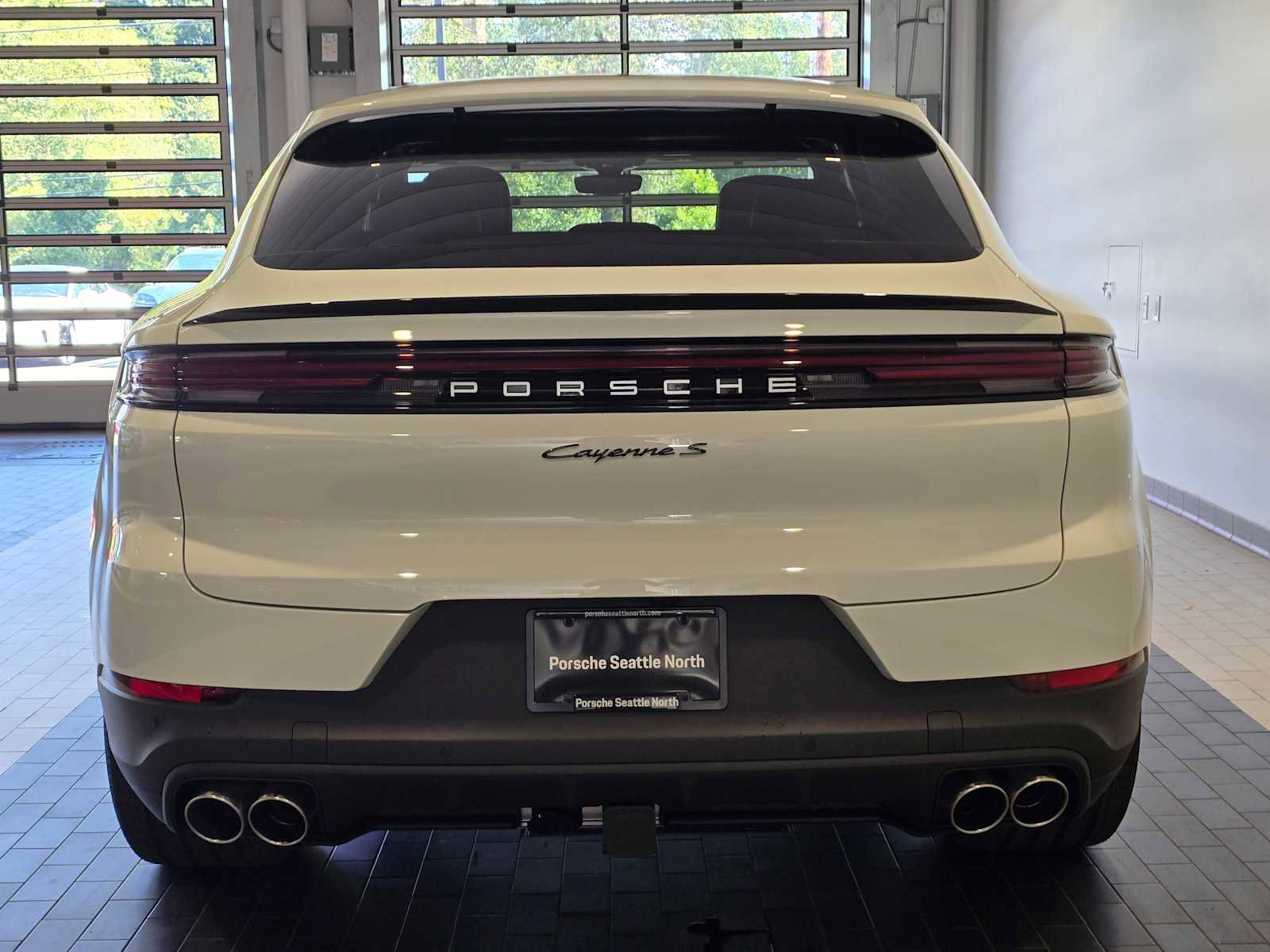 New 2025 Porsche Cayenne S AWD/4WD image 6