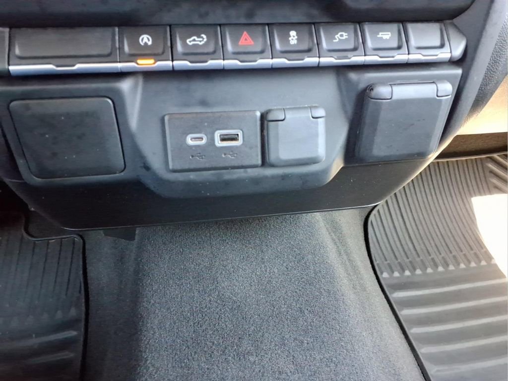 Used 2021 Chevrolet Silverado 1500 Custom w/ Rally Edition image 25